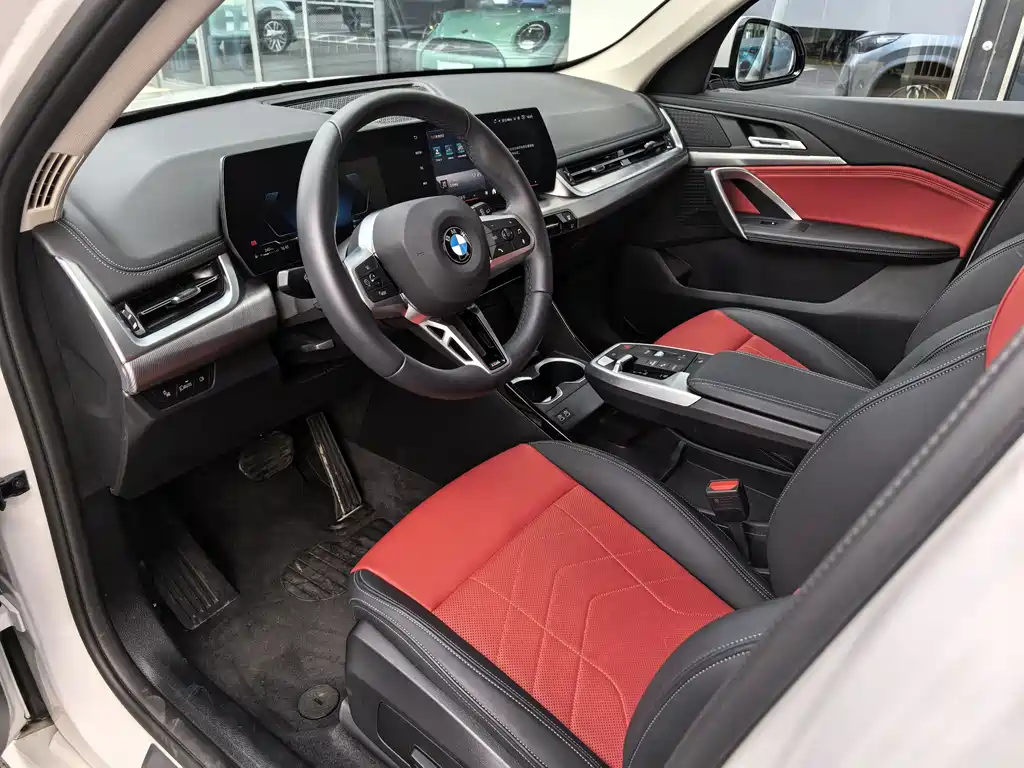 BMW X1 2024 sDrive25Li M Sport