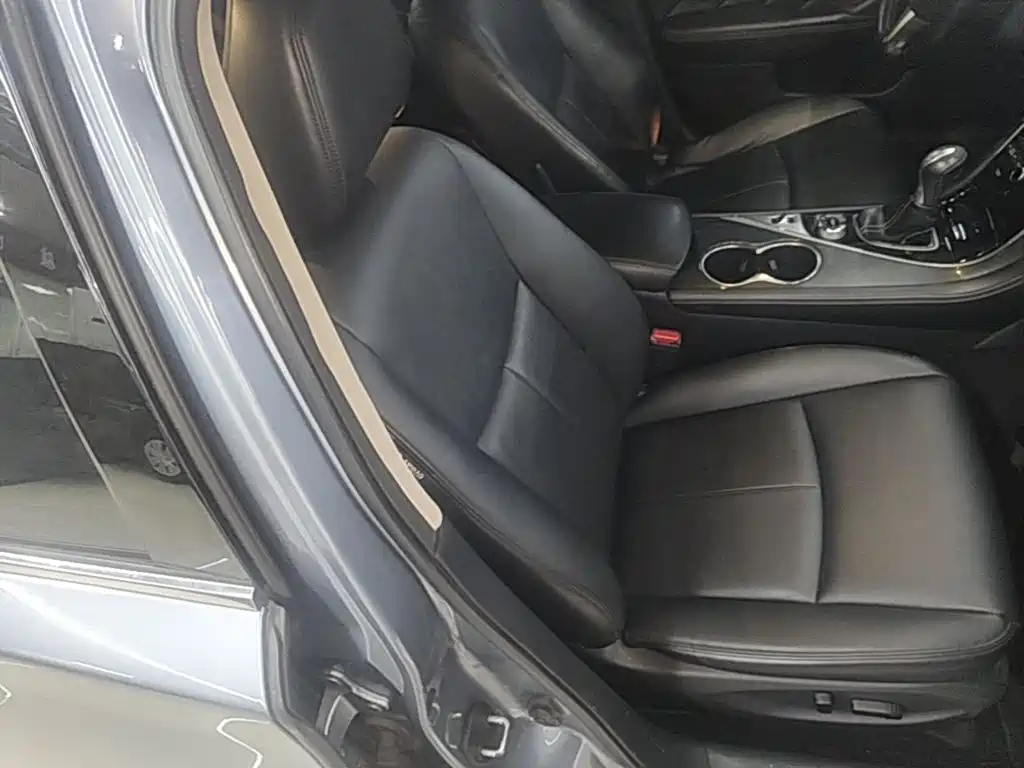 Infiniti Q50L — миниатюра 25