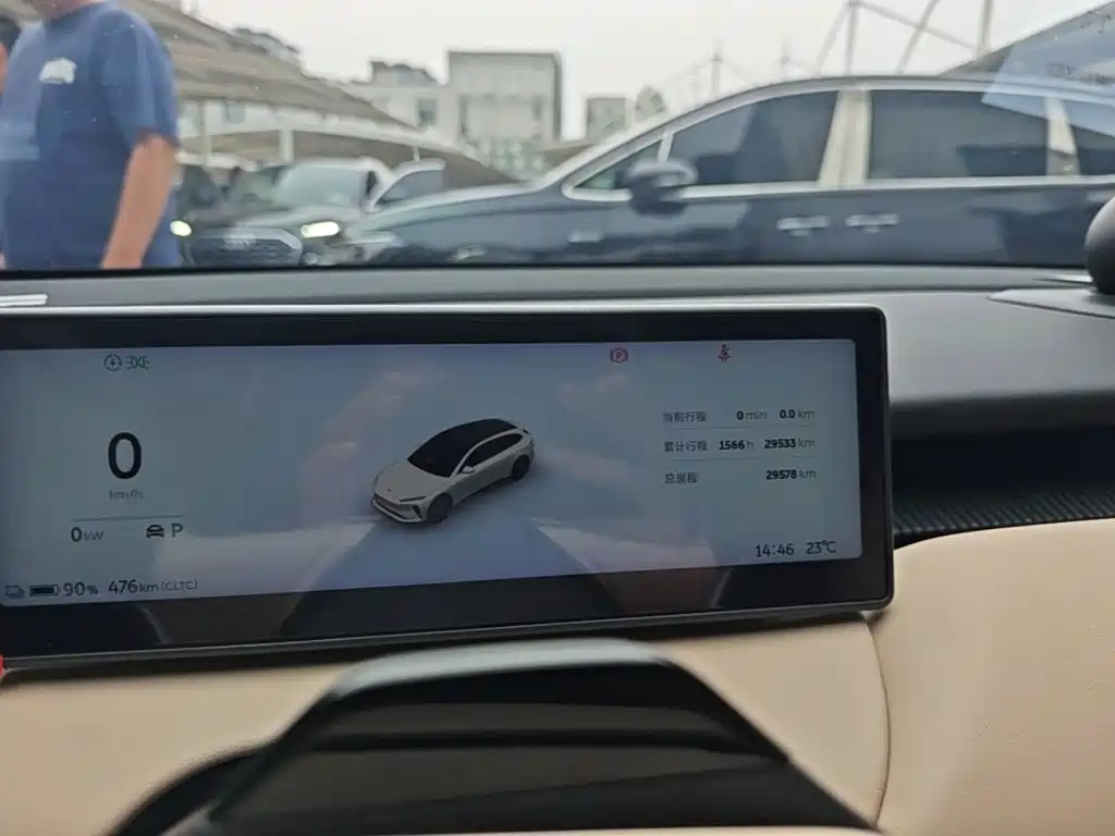 NIO ET5T — миниатюра 12
