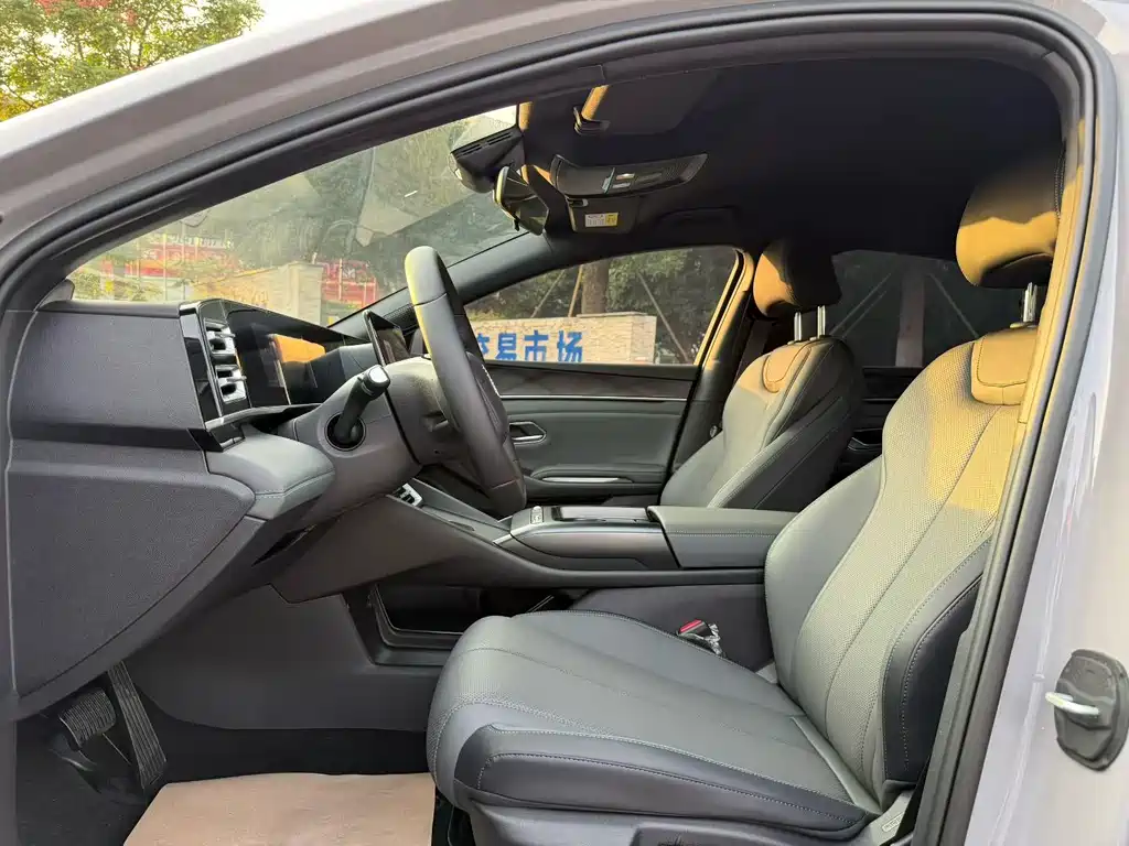 BYD Qin L — миниатюра 6