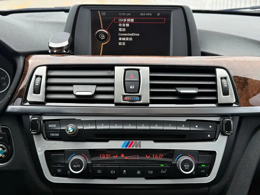 BMW 3 Series — миниатюра 13