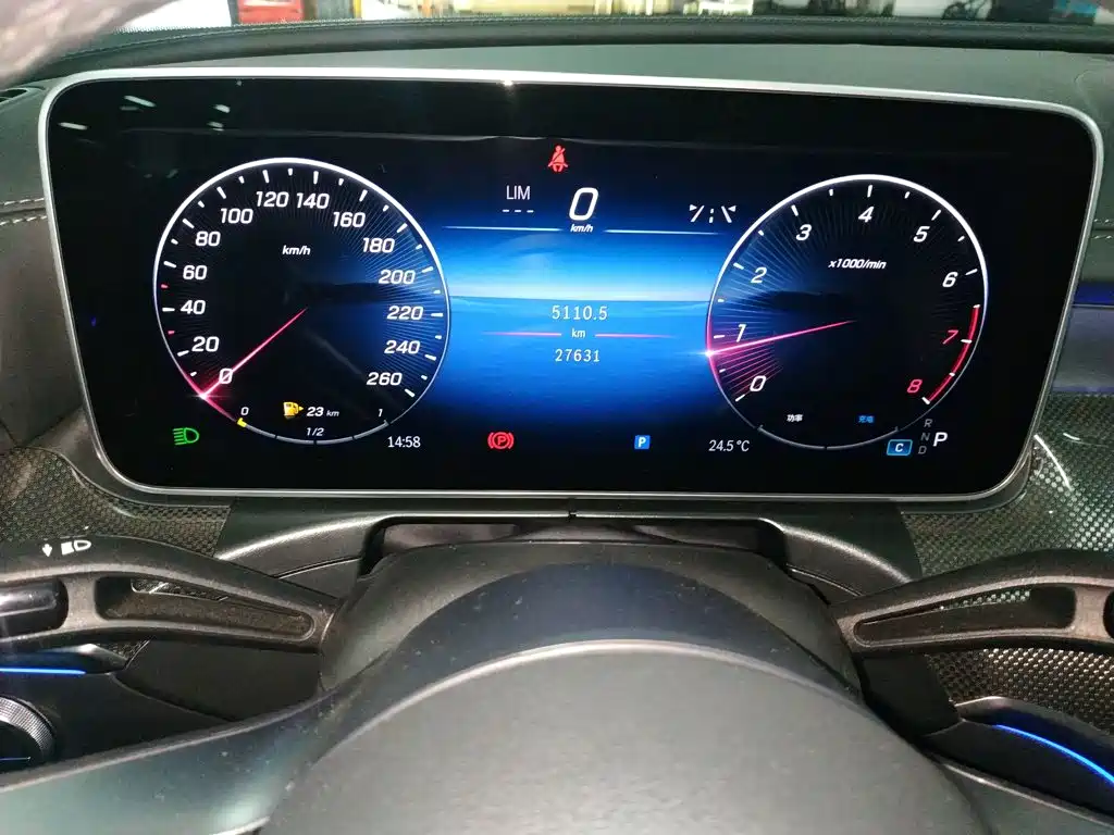 Mercedes-Benz C-Class — миниатюра 12