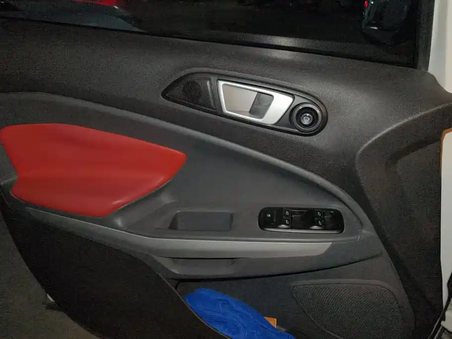 Ford Ecosport — миниатюра 7