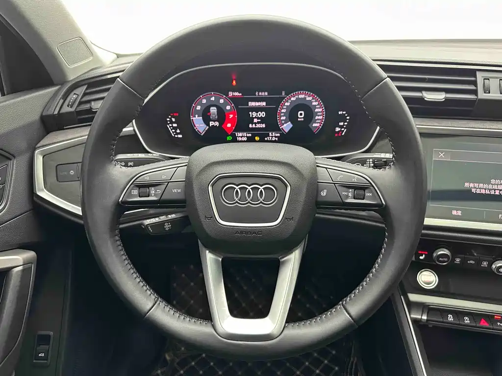 Audi Q3 — фотографии объявления, Фото 17