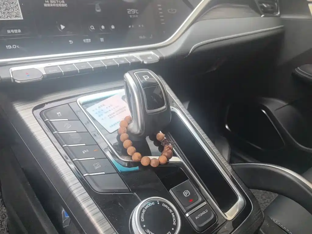 Geely Boyue — миниатюра 15