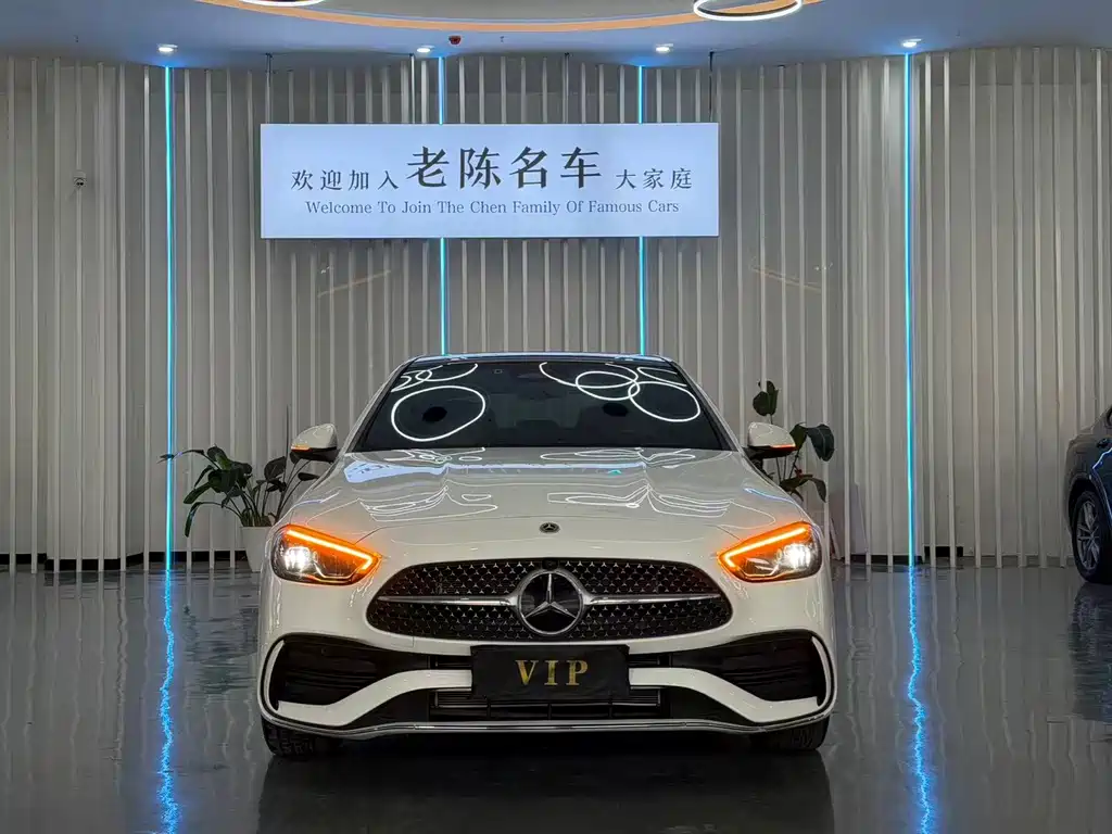 Mercedes-Benz C-Class — миниатюра 2