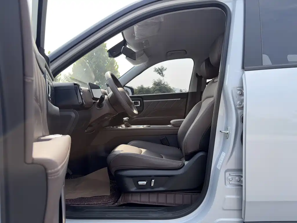 Wuling Xingguang 560 — миниатюра 9