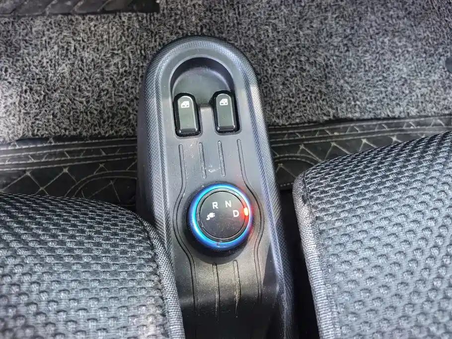 Wuling MINIEV — миниатюра 16