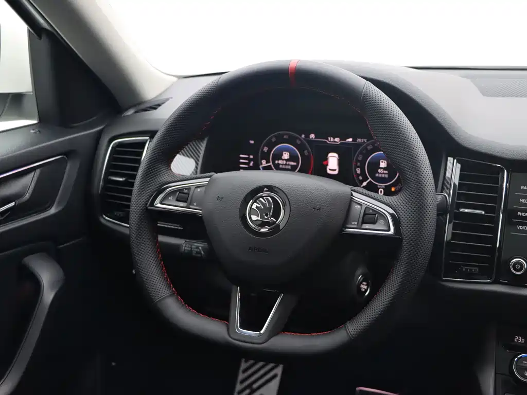 Skoda Kodiaq GT — миниатюра 16