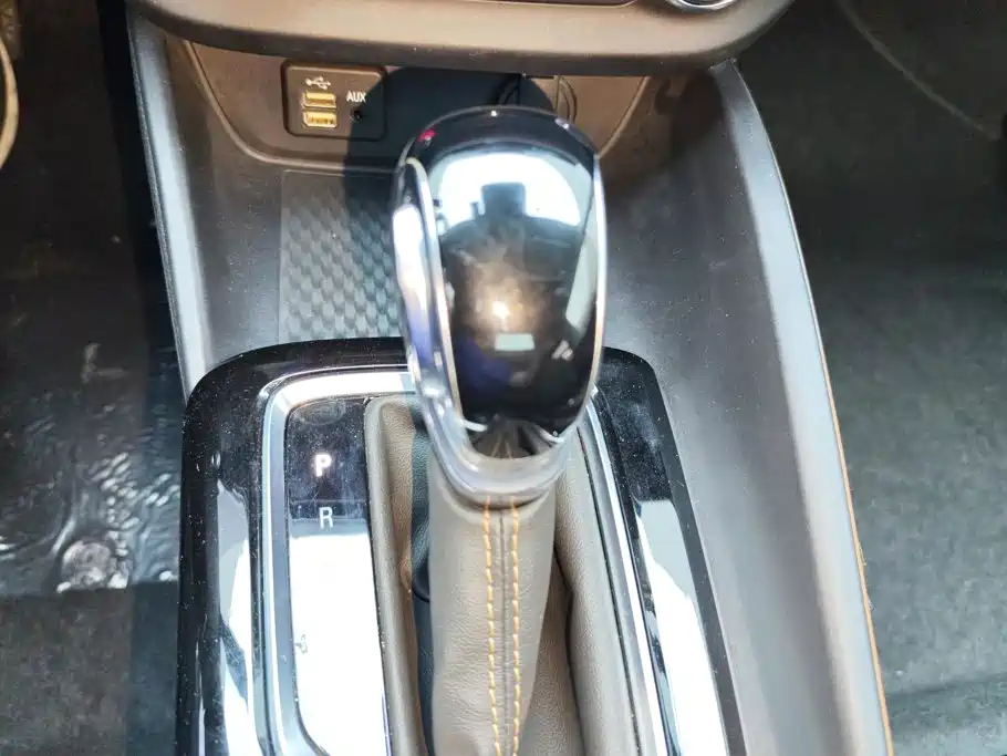 Buick Verano — миниатюра 16