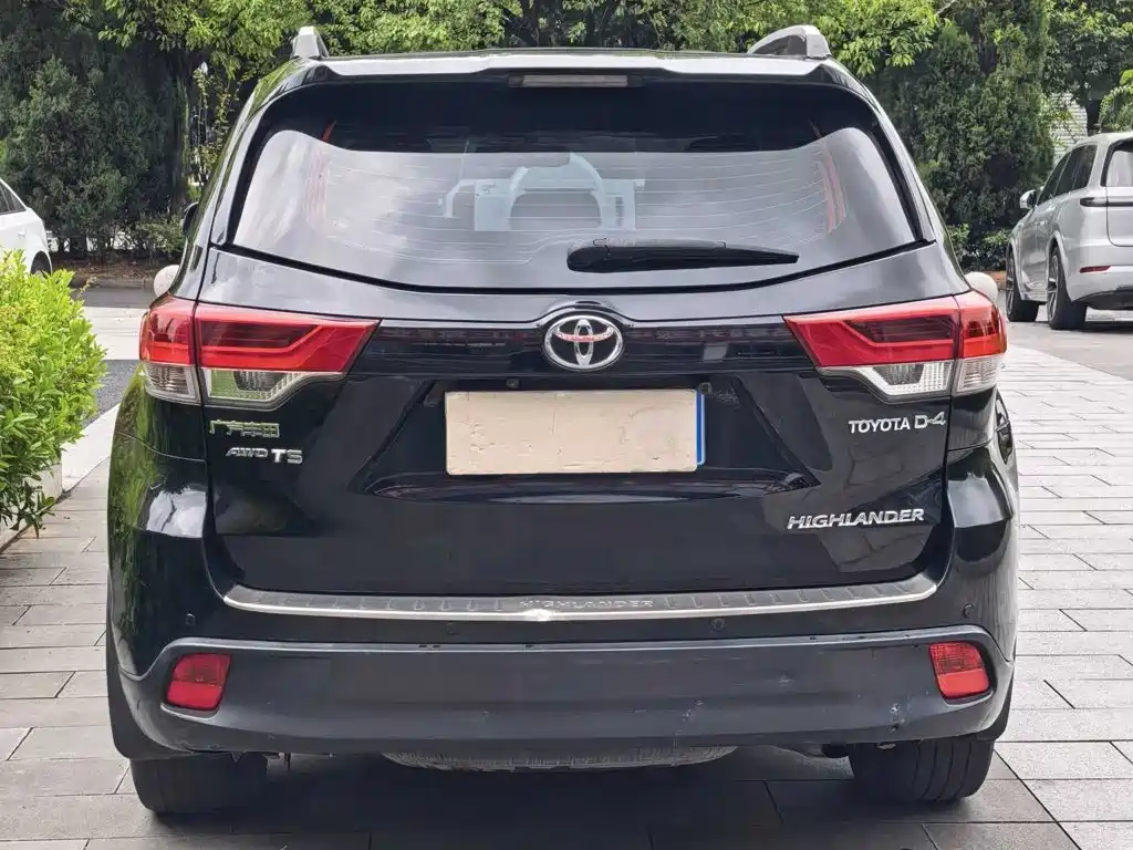 Toyota Highlander — миниатюра 9
