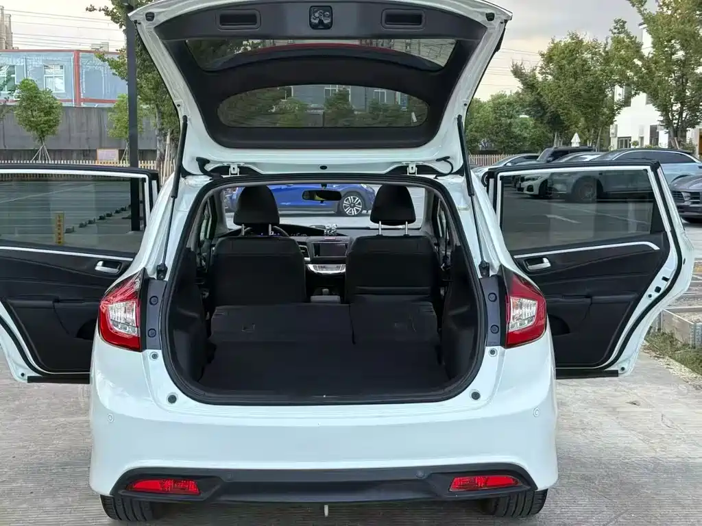 Honda Jade — миниатюра 8