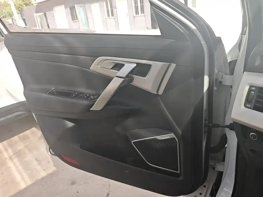Geely Boyue — миниатюра 7