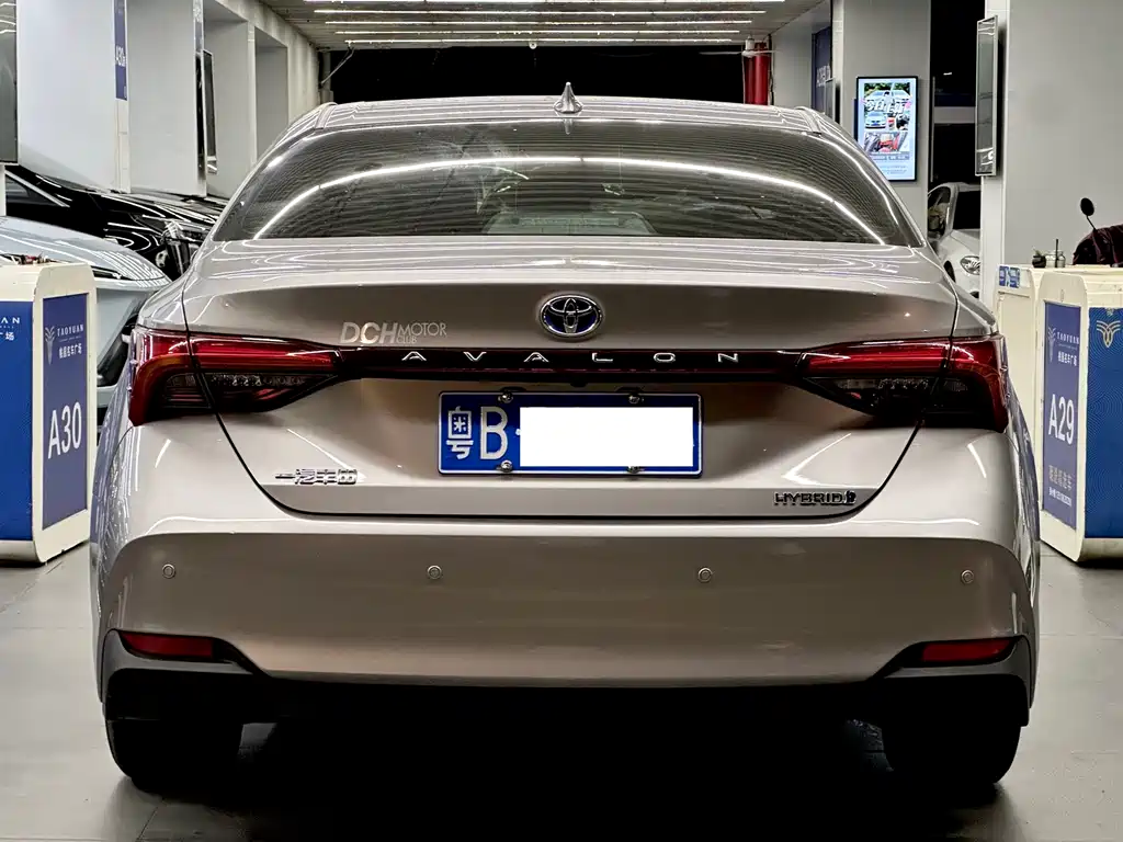 Toyota Avalon 2023 2.5L Luxury