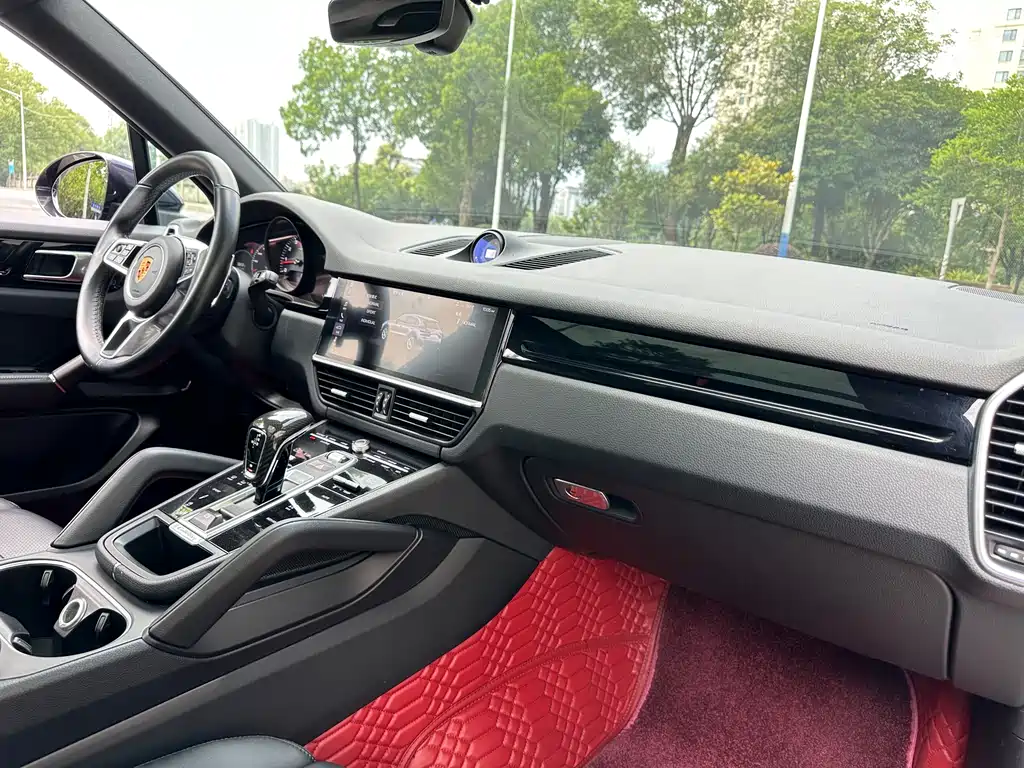 Porsche Cayenne 2018 Cayenne 3.0T