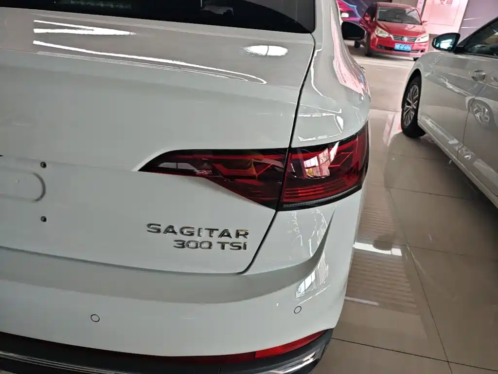 Volkswagen Sagitar 2026 3000 300TSI DSG