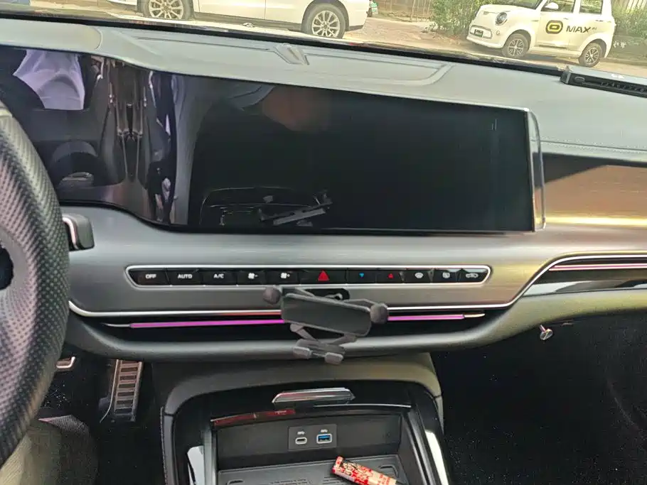 Hongqi Hongqi H9 — миниатюра 13