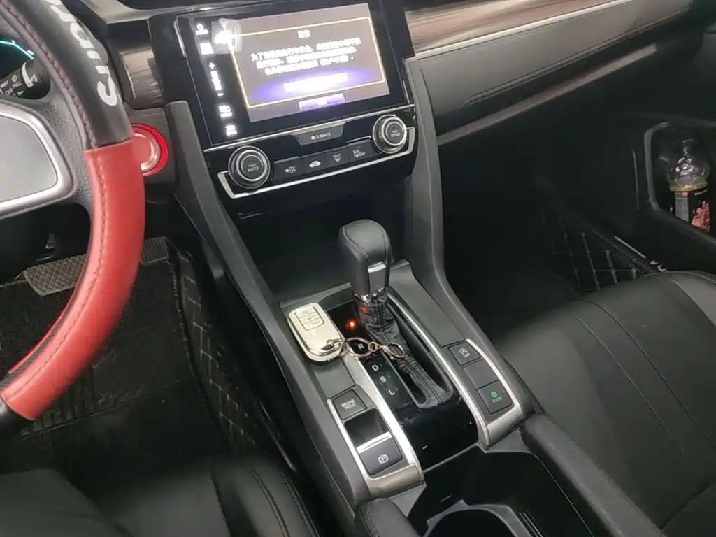 Honda Civic — миниатюра 5