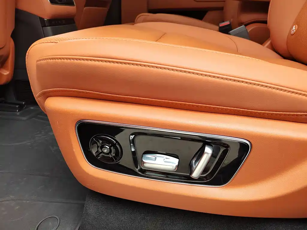 Li Auto Li L9 — миниатюра 24