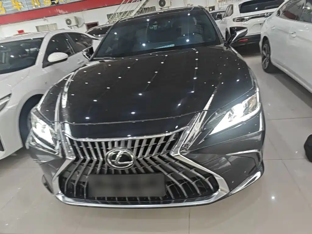 Lexus ES — миниатюра 3
