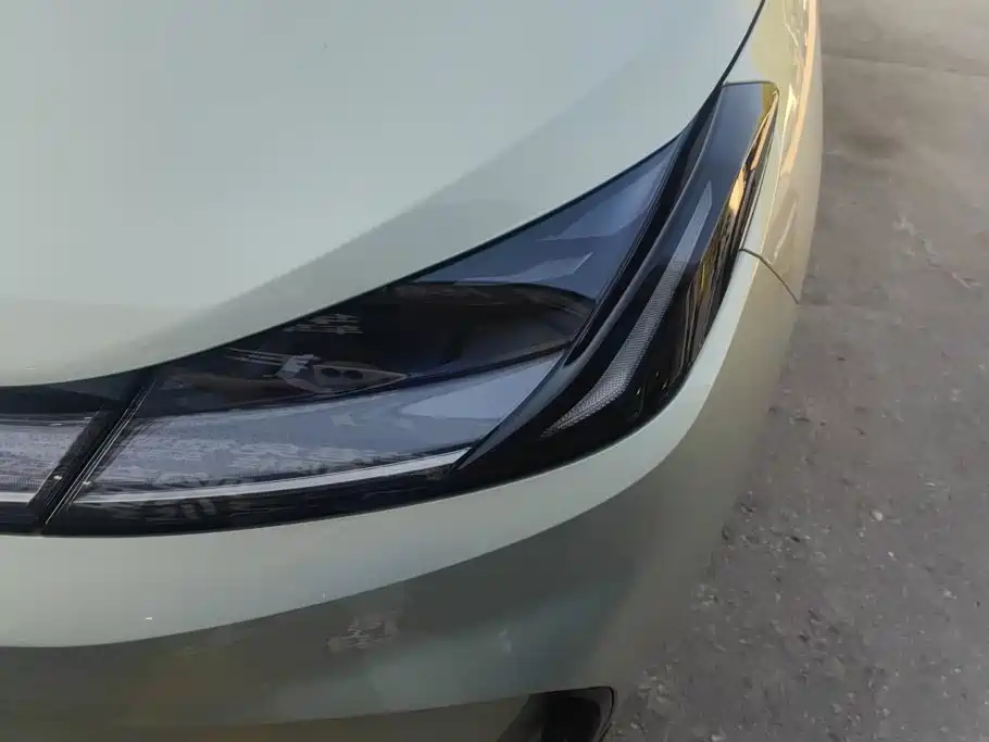 ARCFOX Beta T1 — миниатюра 5