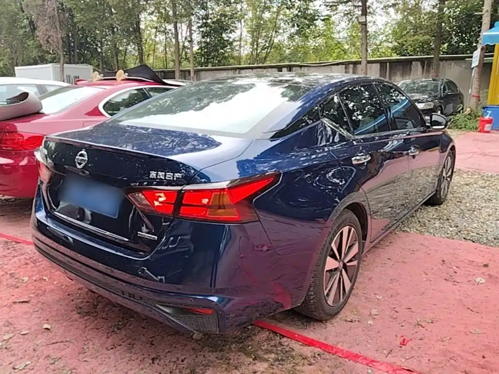 Nissan Teana — миниатюра 7