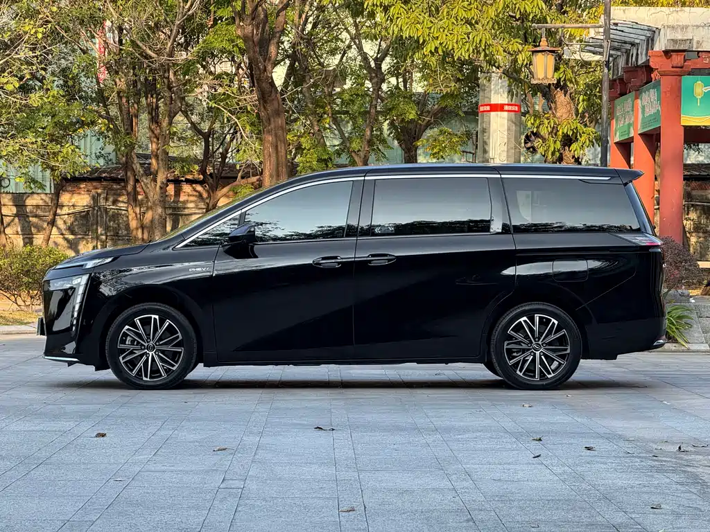 GAC TRUMPCHI E8 NEW ENERGY