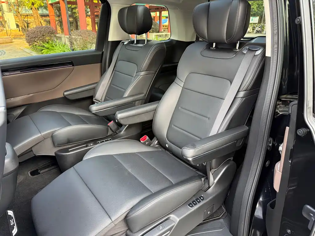 GAC TRUMPCHI E8 NEW ENERGY