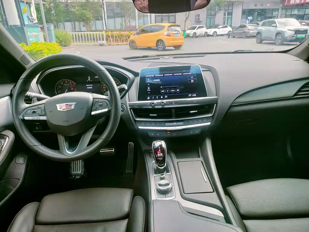 Cadillac CT5 — миниатюра 21