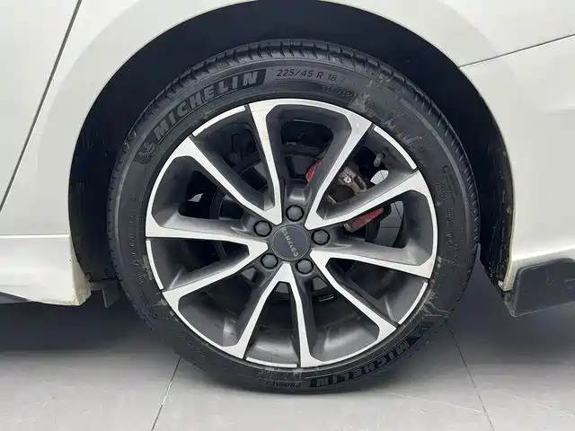 Lynk & Co 03 — миниатюра 19