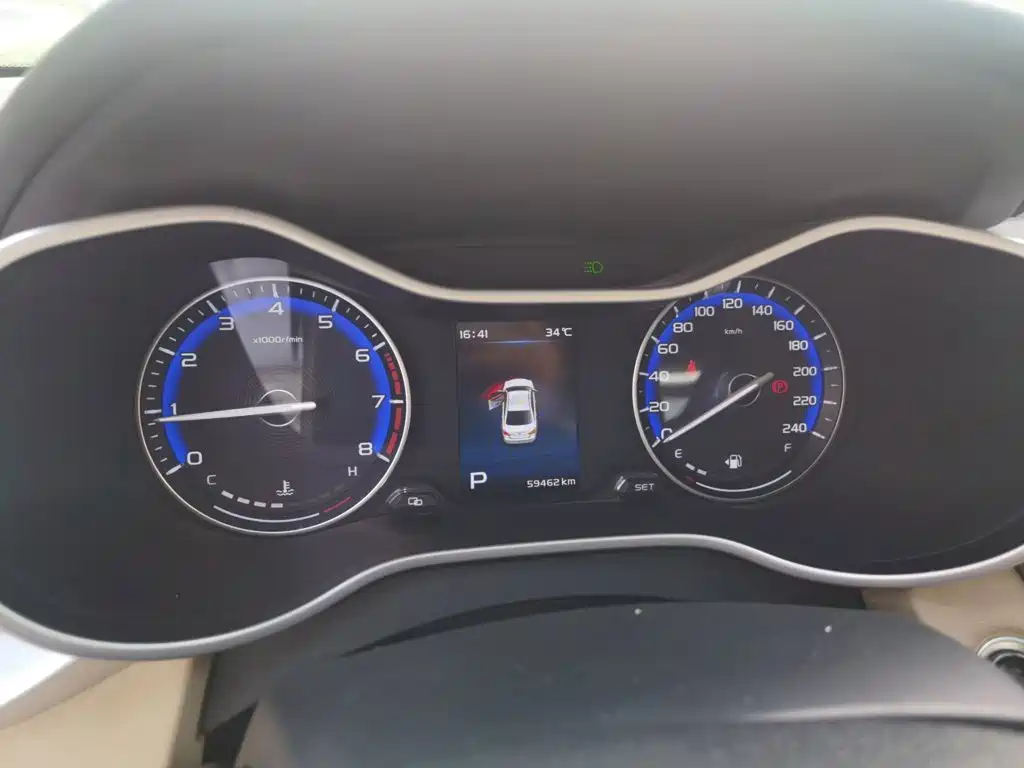 Geely Emgrand — миниатюра 7