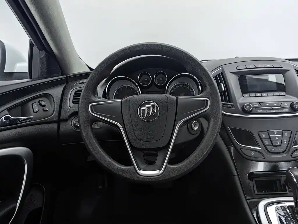 Buick Regal — миниатюра 11
