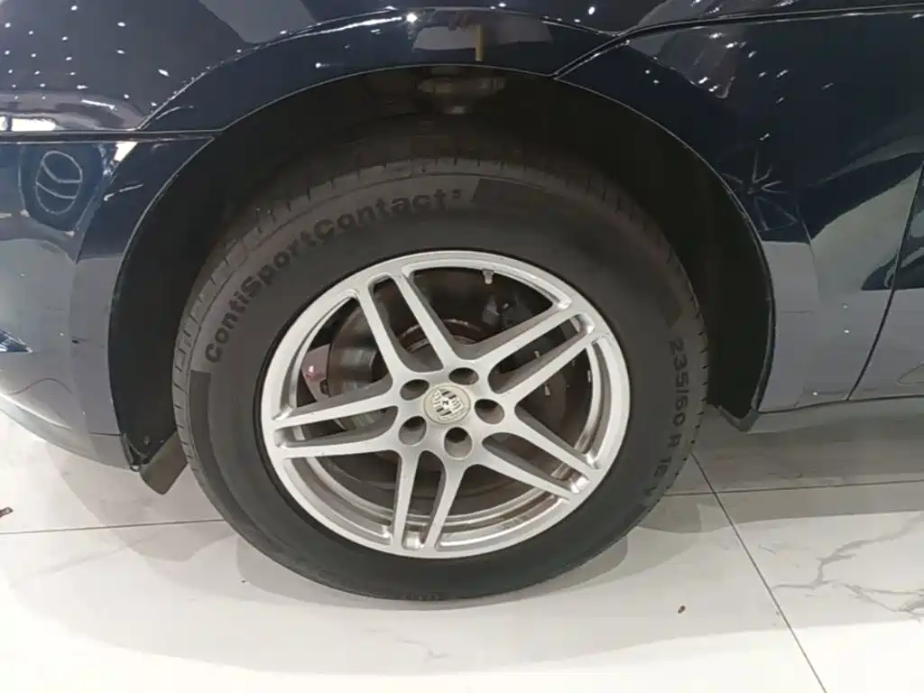 Porsche Macan — миниатюра 23