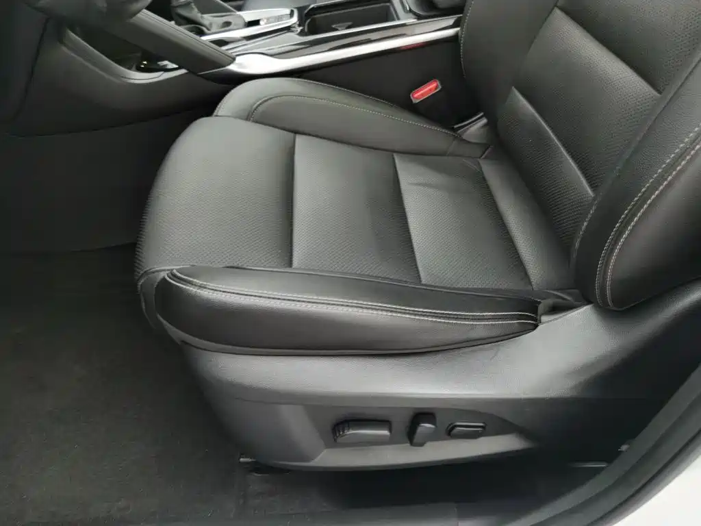 Renault Koleos — миниатюра 20