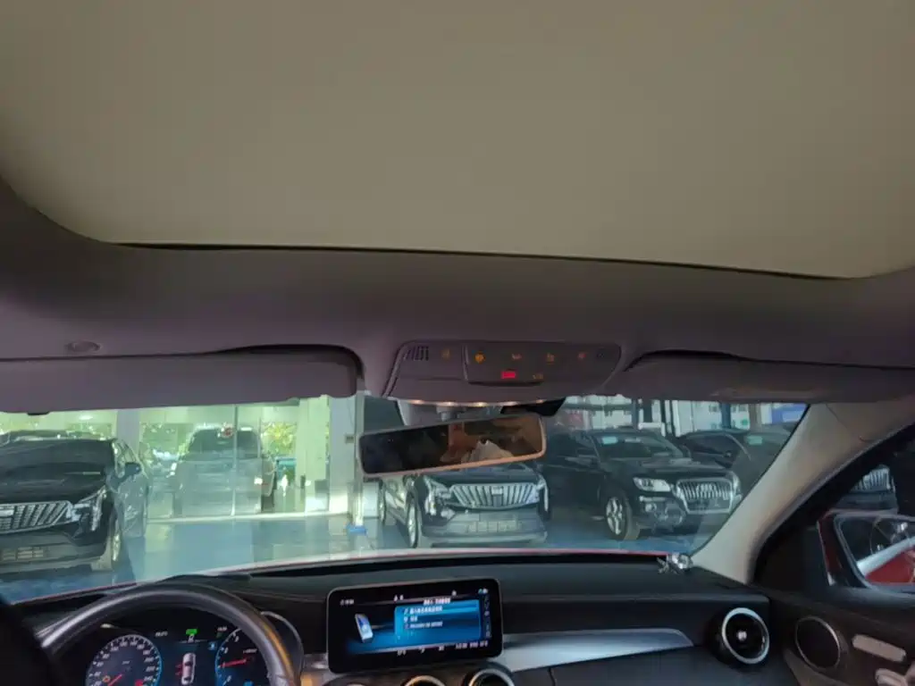 Mercedes-Benz C-Class — миниатюра 18