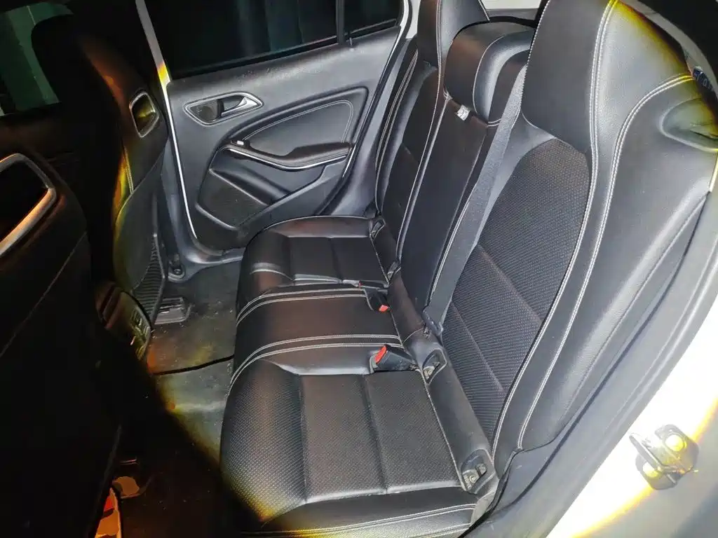 Mercedes-Benz GLA — миниатюра 18