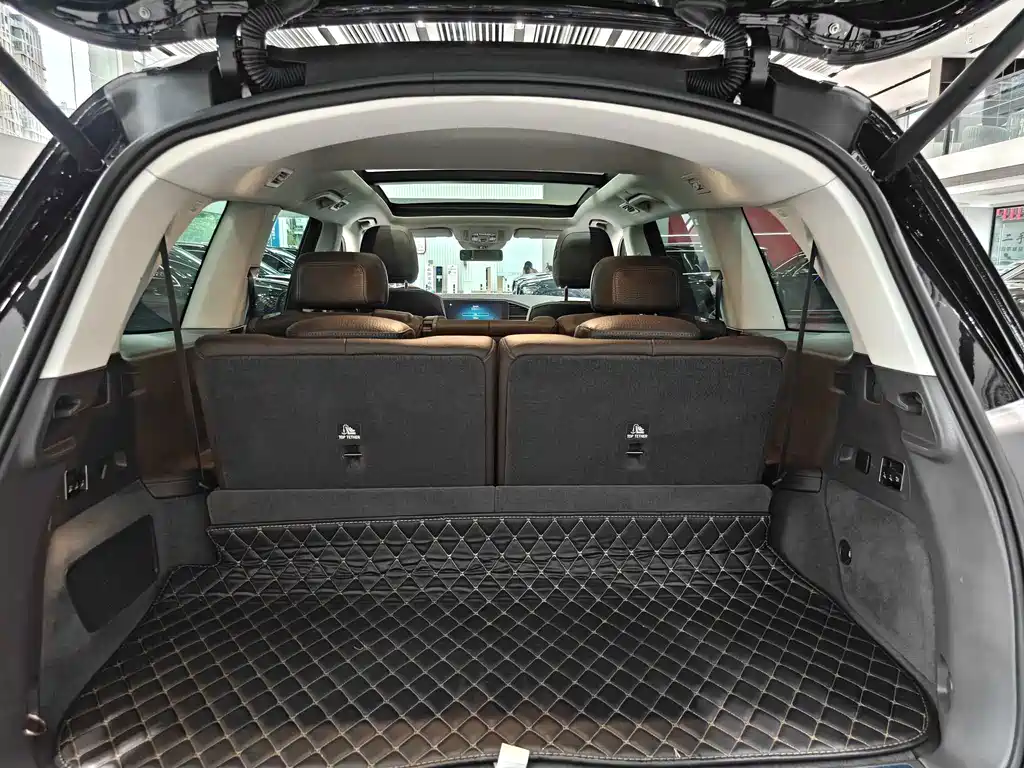 Mercedes-Benz GLS — миниатюра 15