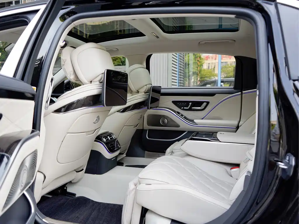 Mercedes-Benz S-Class — миниатюра 12