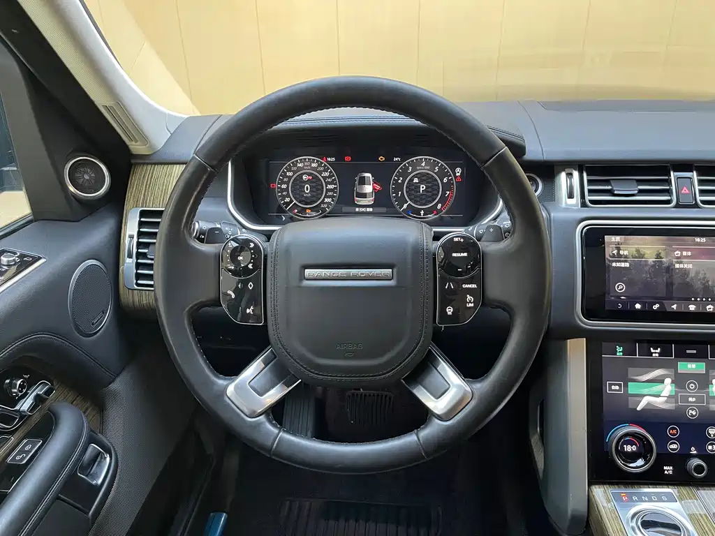 Land Rover Range Rover — миниатюра 11