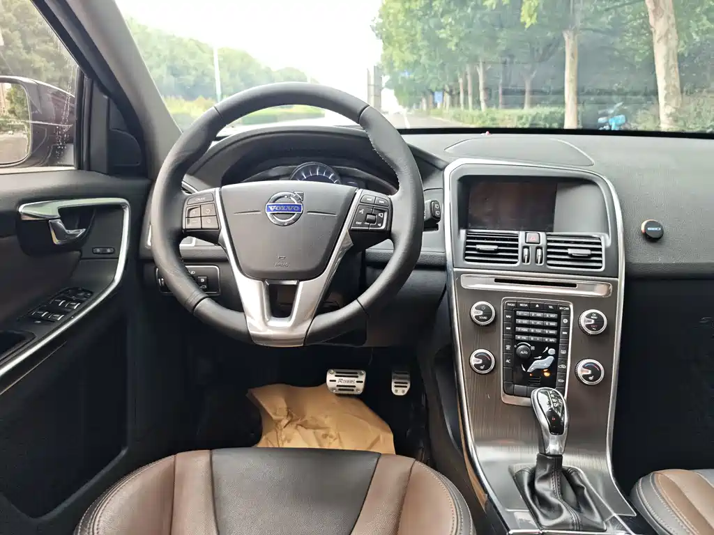 Volvo XC60 — миниатюра 15