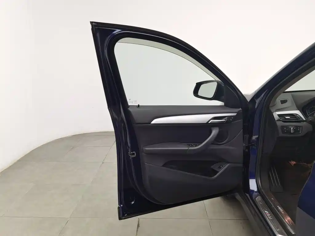 BMW X1 — миниатюра 8