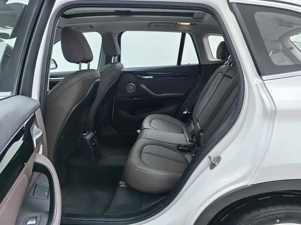 BMW X1 — миниатюра 15