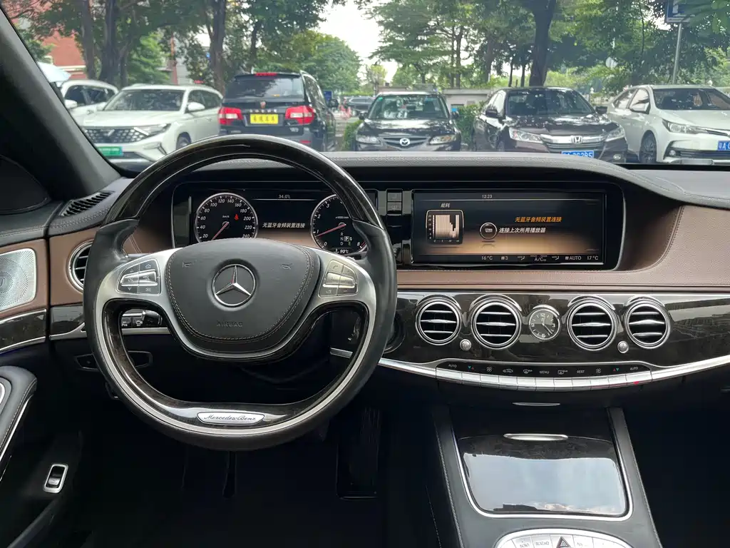 Mercedes-Benz S-Class — миниатюра 15