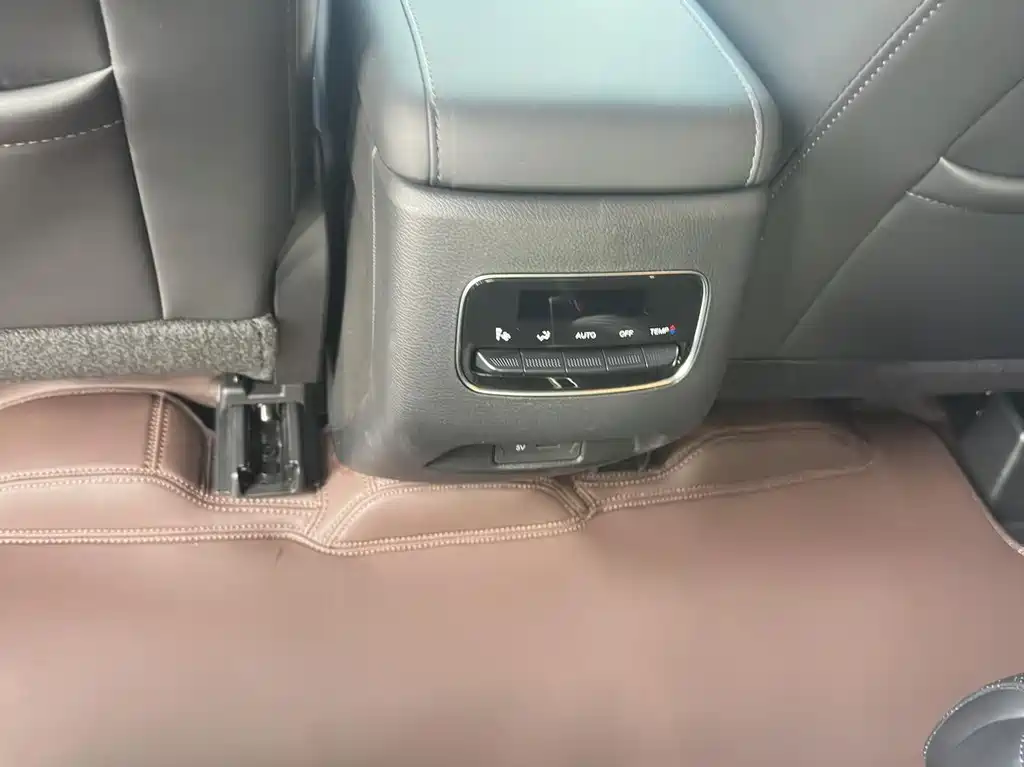 GAC Motor Trumpchi M6 — миниатюра 13