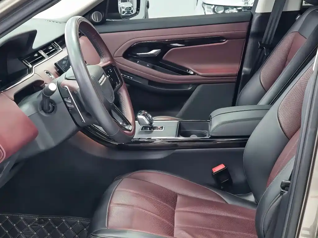 Land Rover Range Rover Evoque 2024 L HSE