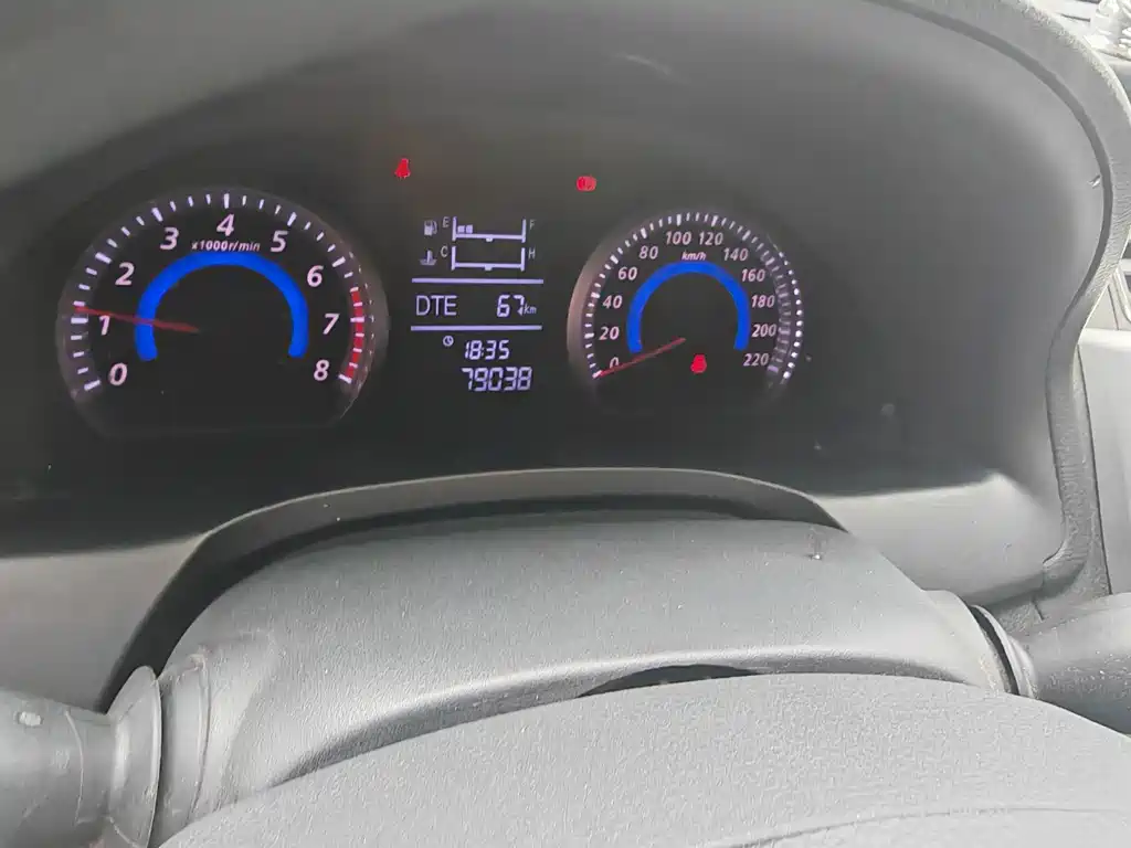 Zotye Zotye Z300 — миниатюра 2