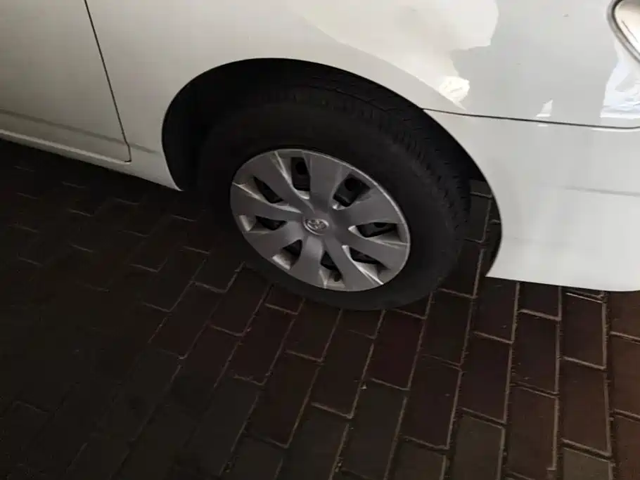 Toyota Corolla — миниатюра 6