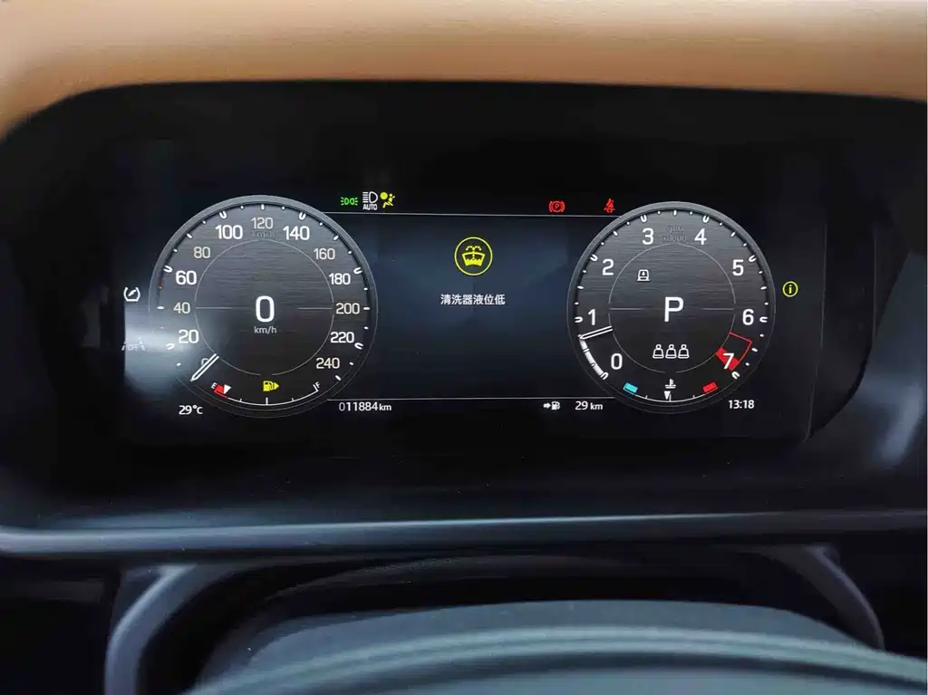Land Rover Defender — миниатюра 4
