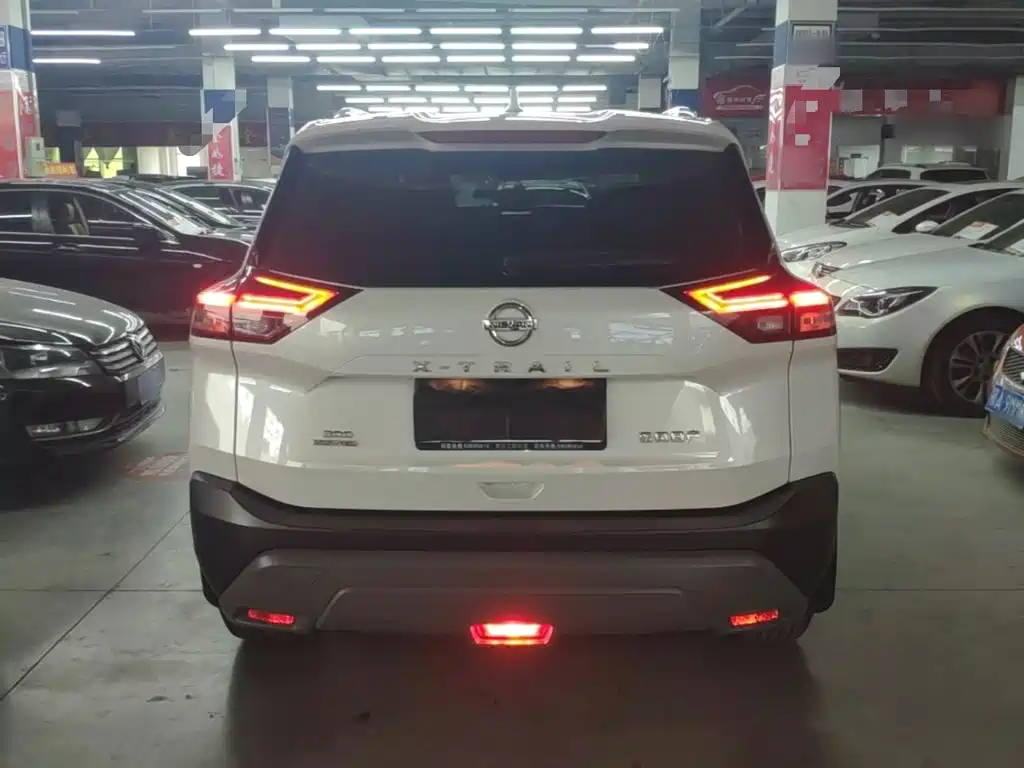 Nissan X-Trail — миниатюра 6