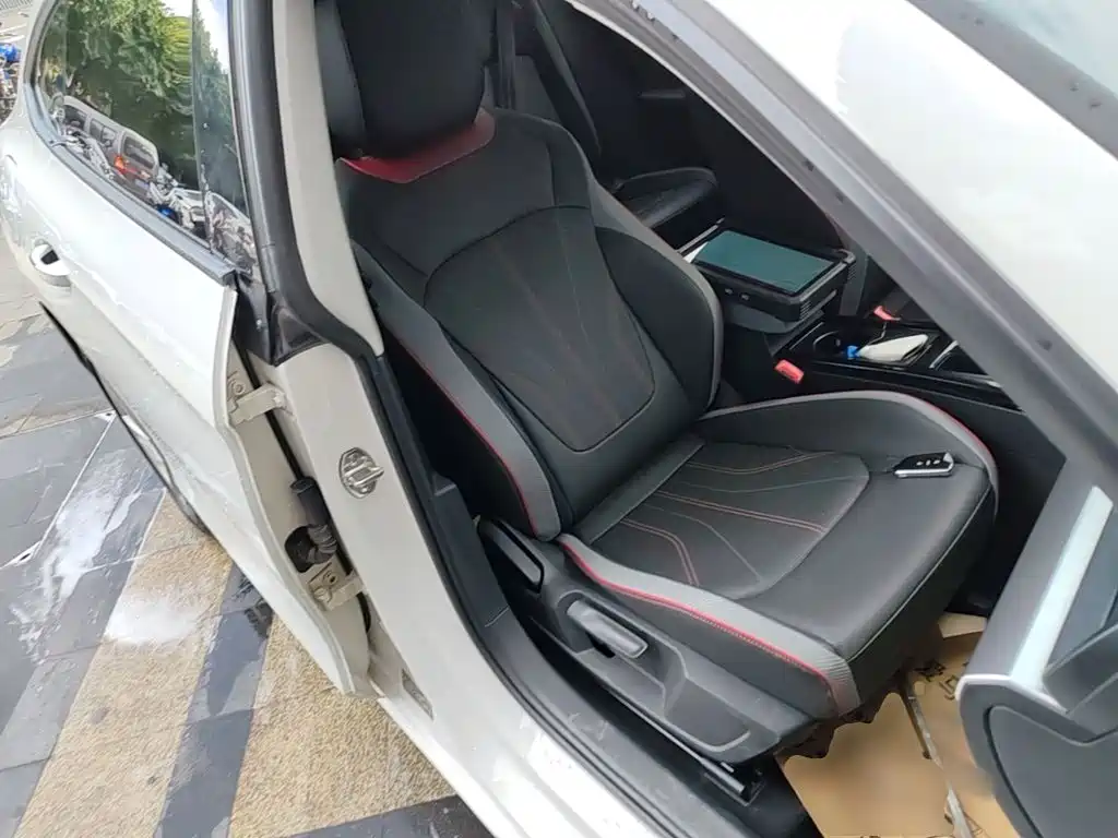 Volkswagen Lamando — миниатюра 25